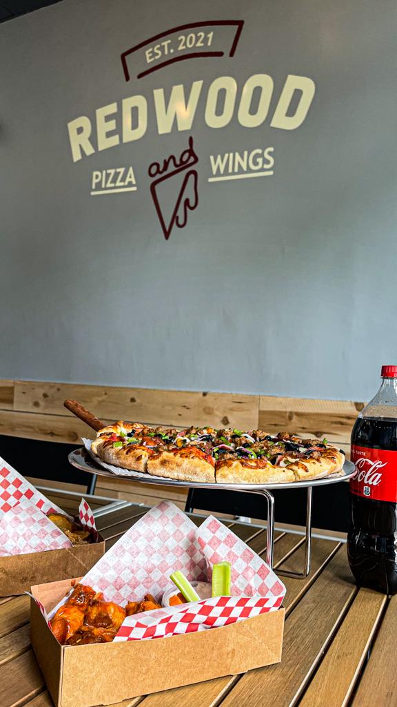 Redwood Pizza and Wings